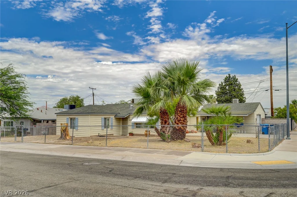 449 Republic, Henderson, NV 89015