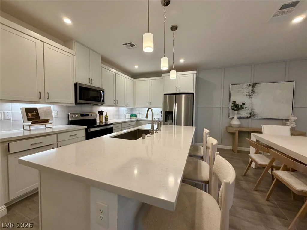 802 Royal Beekman, Henderson, NV 89011