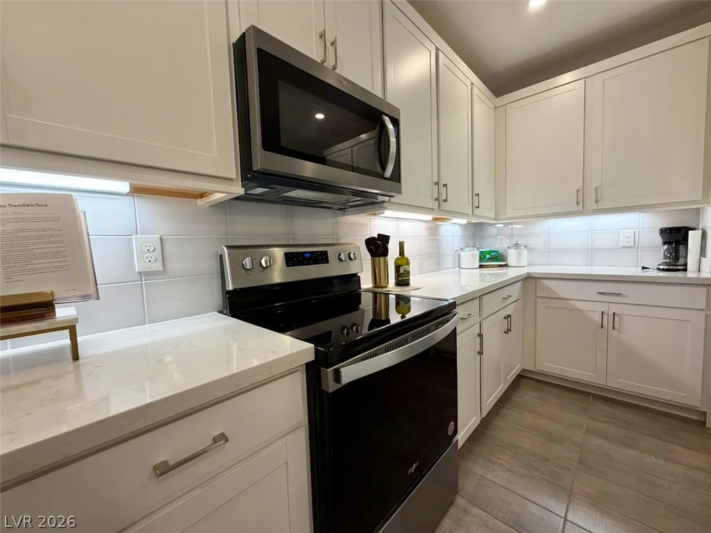 802 Royal Beekman, Henderson, NV 89011