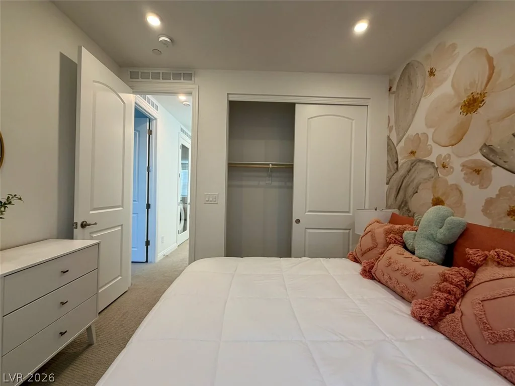 802 Royal Beekman, Henderson, NV 89011