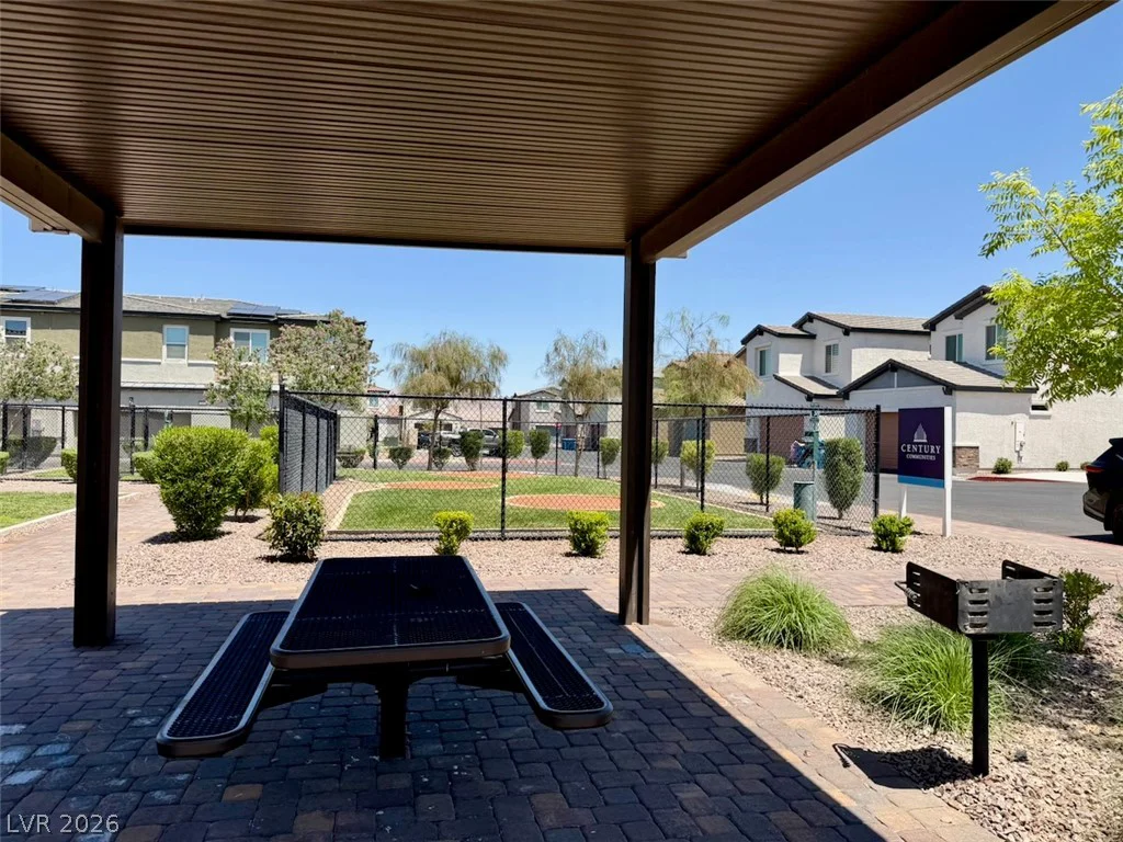 802 Royal Beekman, Henderson, NV 89011