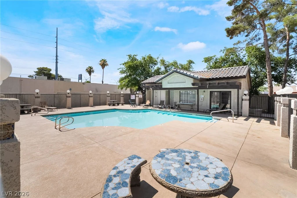 5078 Jeffreys, Las Vegas, NV 89119
