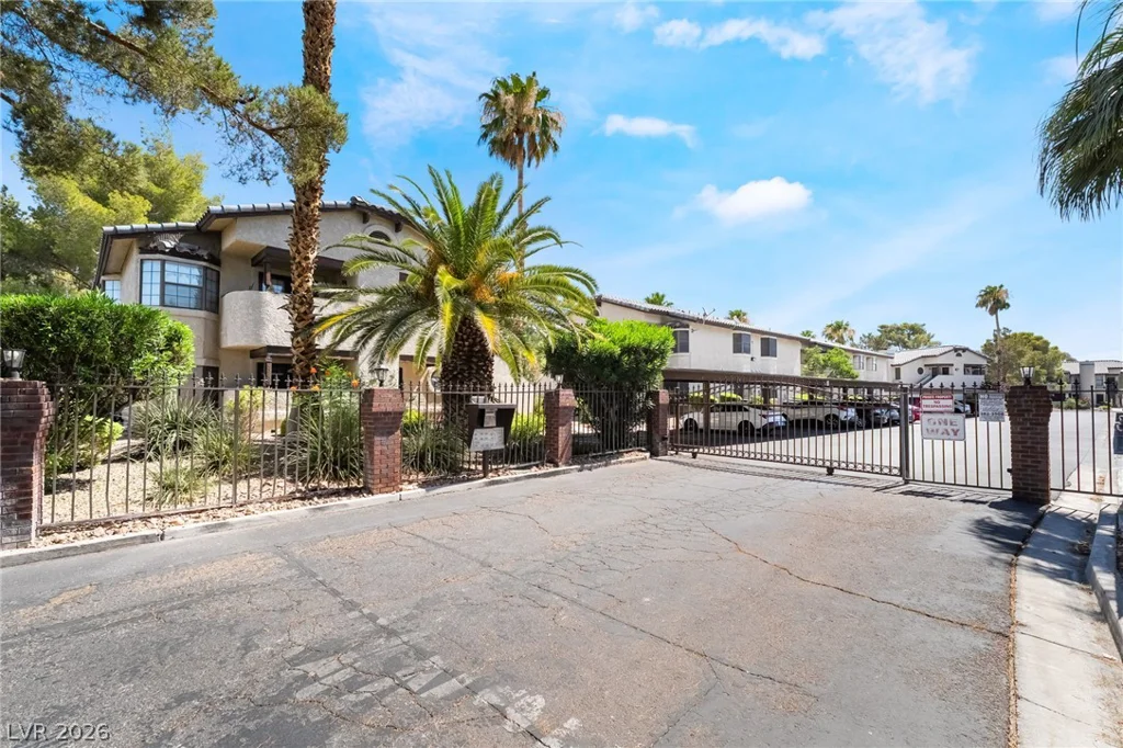 5078 Jeffreys, Las Vegas, NV 89119