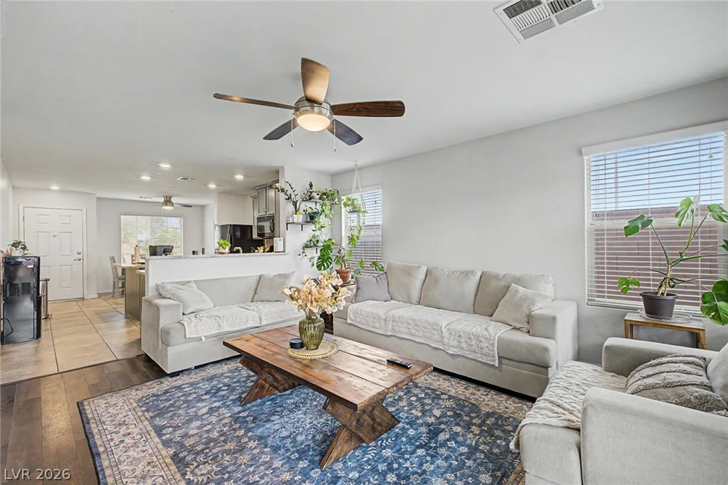 6154 Portland Treaty, Las Vegas, NV 89122