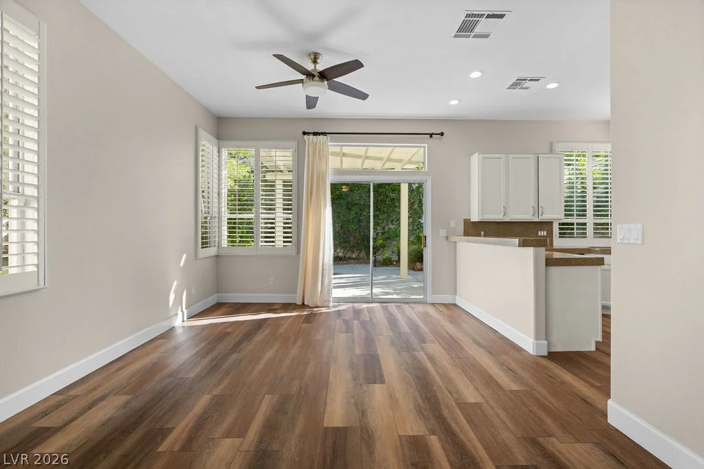 1320 Elk River, Las Vegas, NV 89134