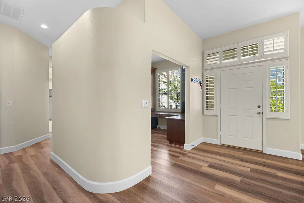 1320 Elk River, Las Vegas, NV 89134