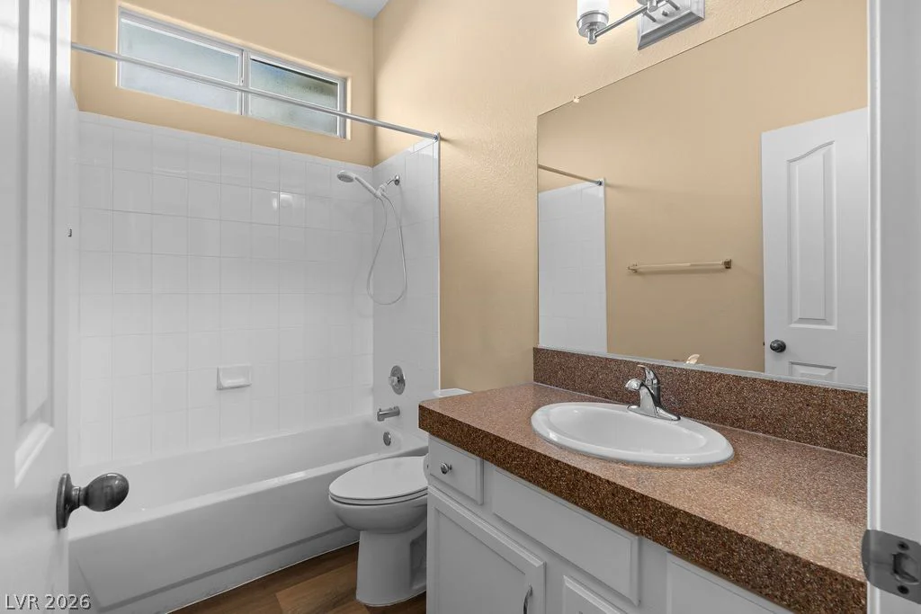 1320 Elk River, Las Vegas, NV 89134