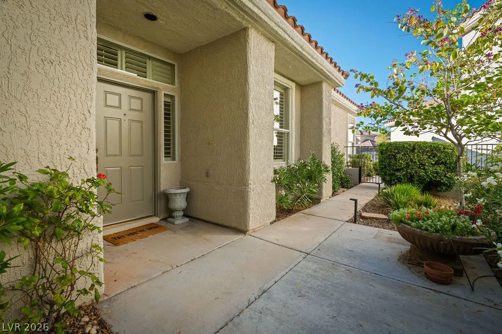 1320 Elk River, Las Vegas, NV 89134