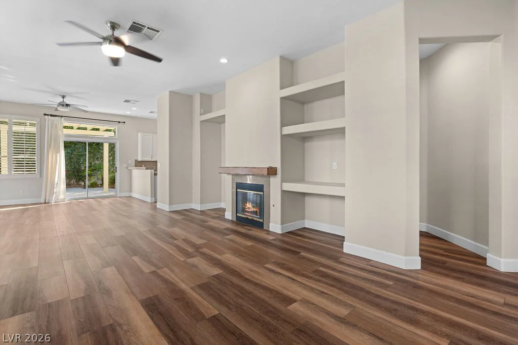 1320 Elk River, Las Vegas, NV 89134