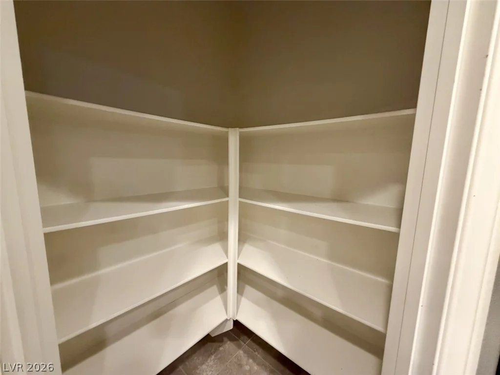 5844 Middle Rock, North Las Vegas, NV 89081