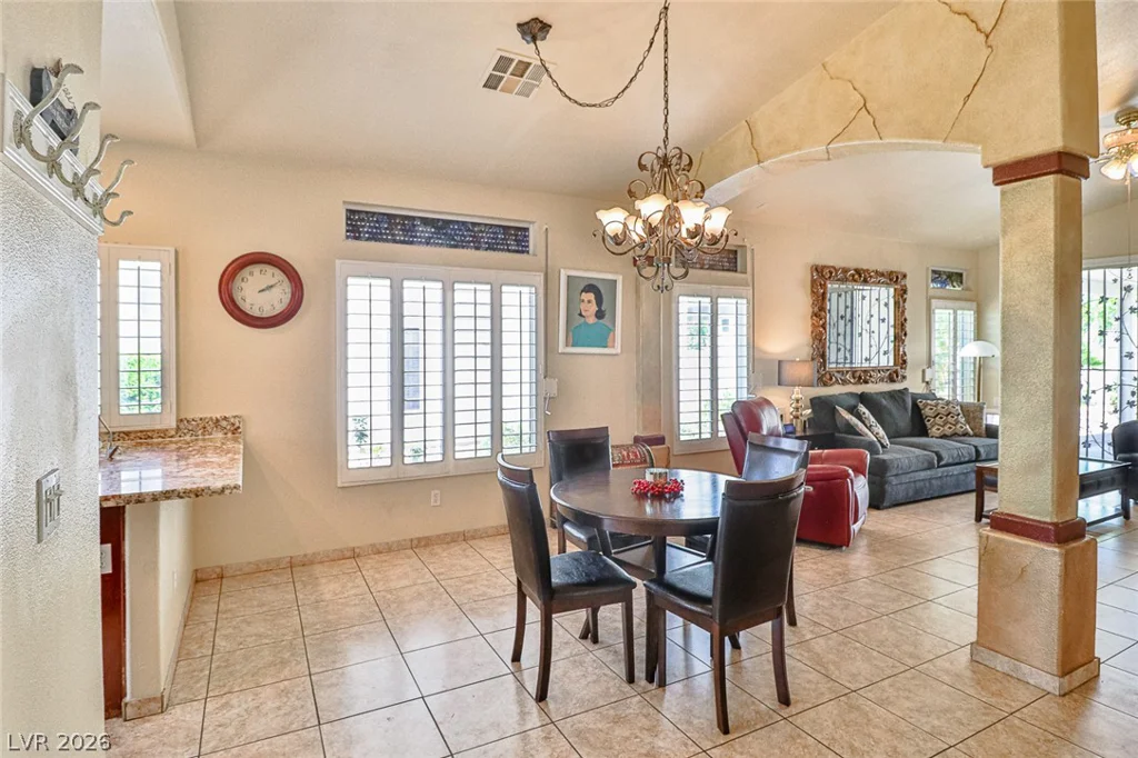5752 Shermer, Las Vegas, NV 89120