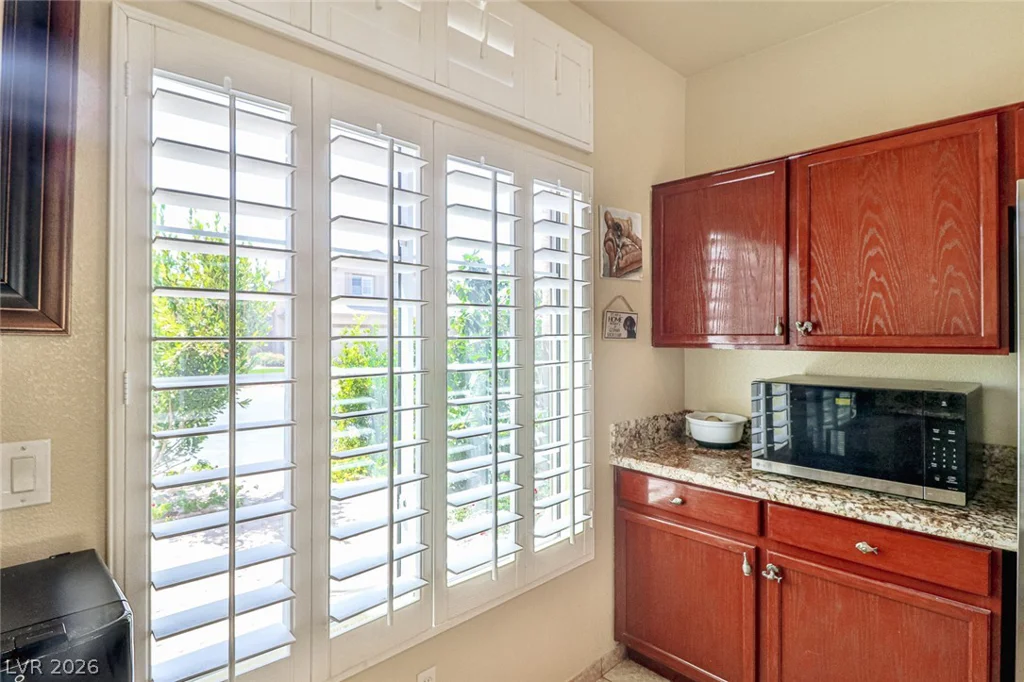 5752 Shermer, Las Vegas, NV 89120