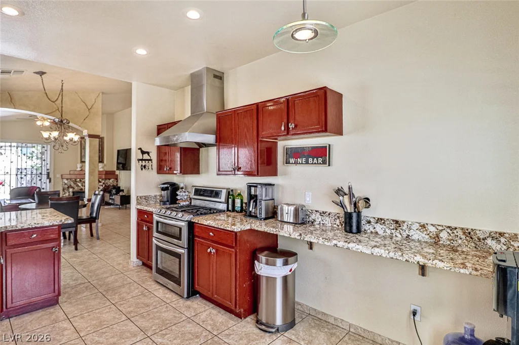 5752 Shermer, Las Vegas, NV 89120