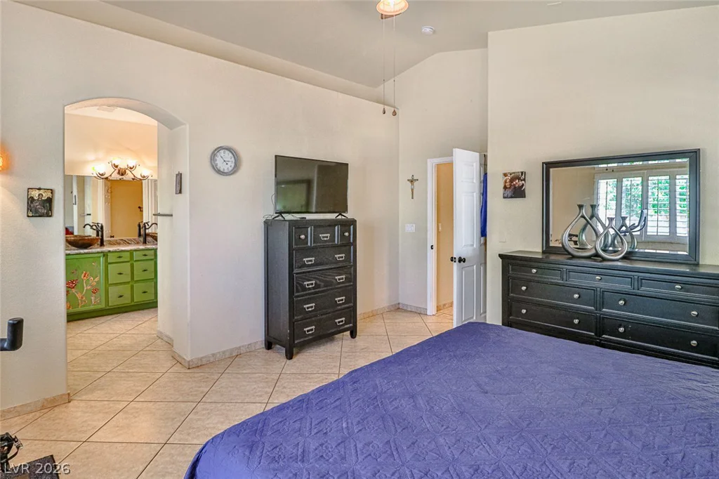 5752 Shermer, Las Vegas, NV 89120