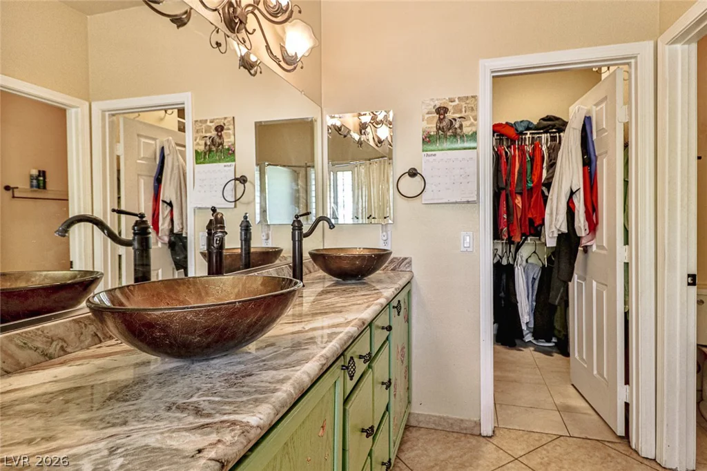 5752 Shermer, Las Vegas, NV 89120