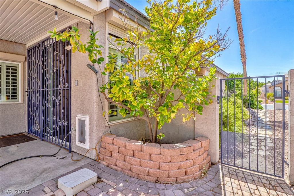 5752 Shermer, Las Vegas, NV 89120