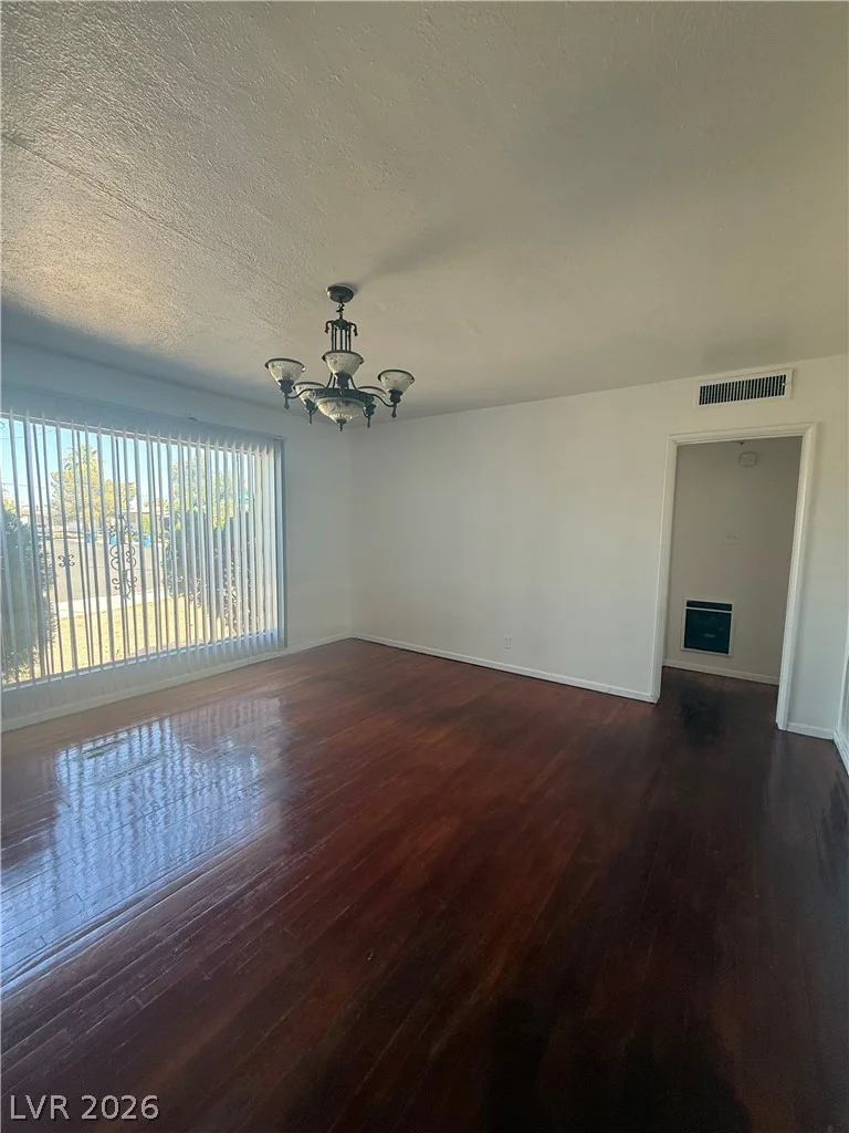 1812 9th, Las Vegas, NV 89104