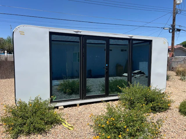 1912 Carver, North Las Vegas, NV 89032