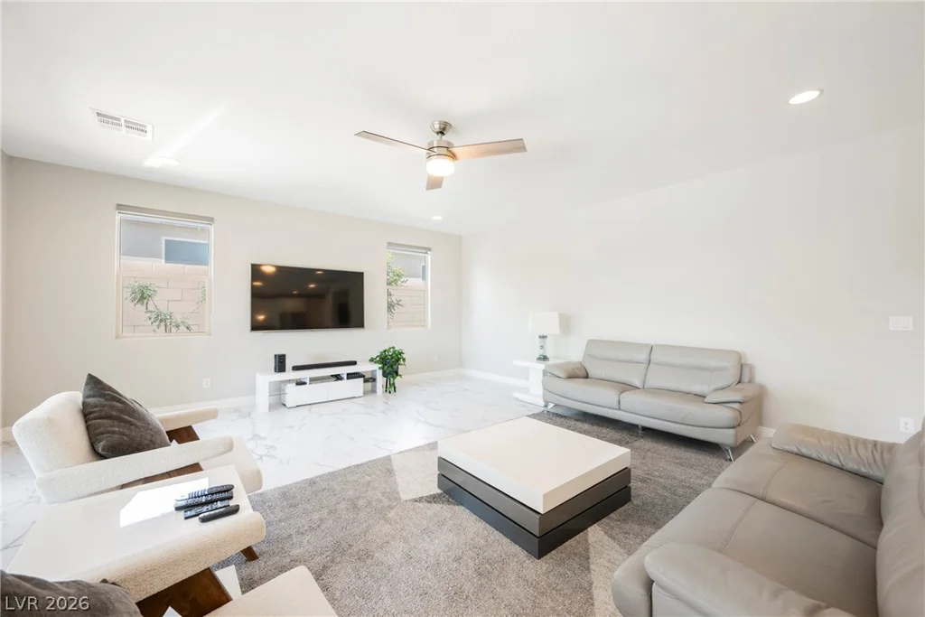 9163 Mira Linda, Las Vegas, NV 89148