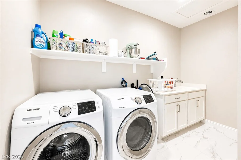 9163 Mira Linda, Las Vegas, NV 89148