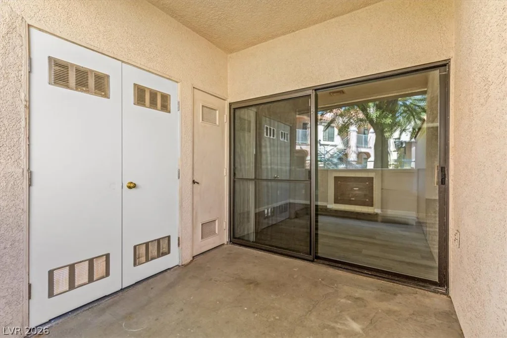 4881 Torrey Pines, Las Vegas, NV 89103