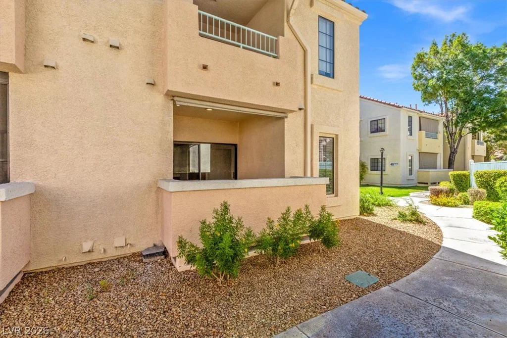 4881 Torrey Pines, Las Vegas, NV 89103