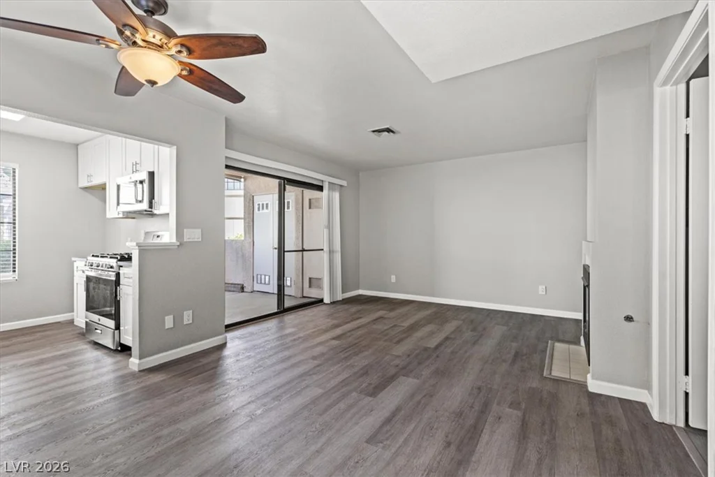 4881 Torrey Pines, Las Vegas, NV 89103