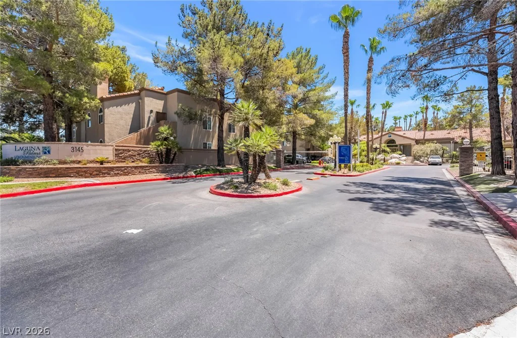 3145 Flamingo, Las Vegas, NV 89121