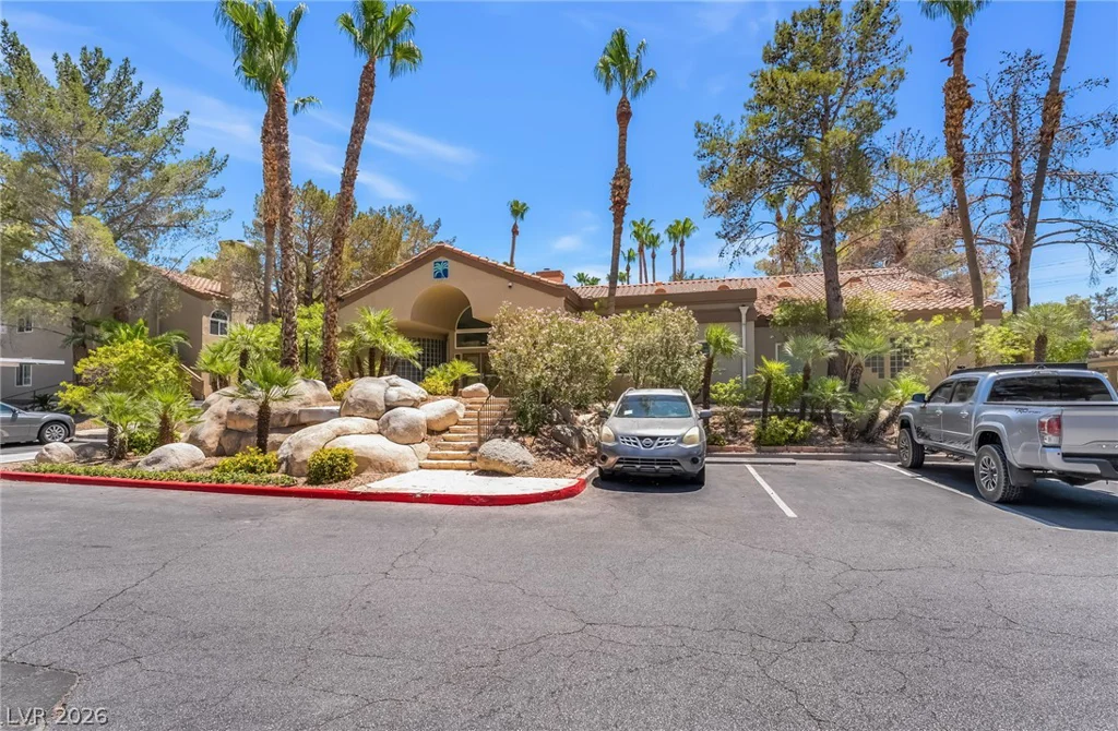 3145 Flamingo, Las Vegas, NV 89121