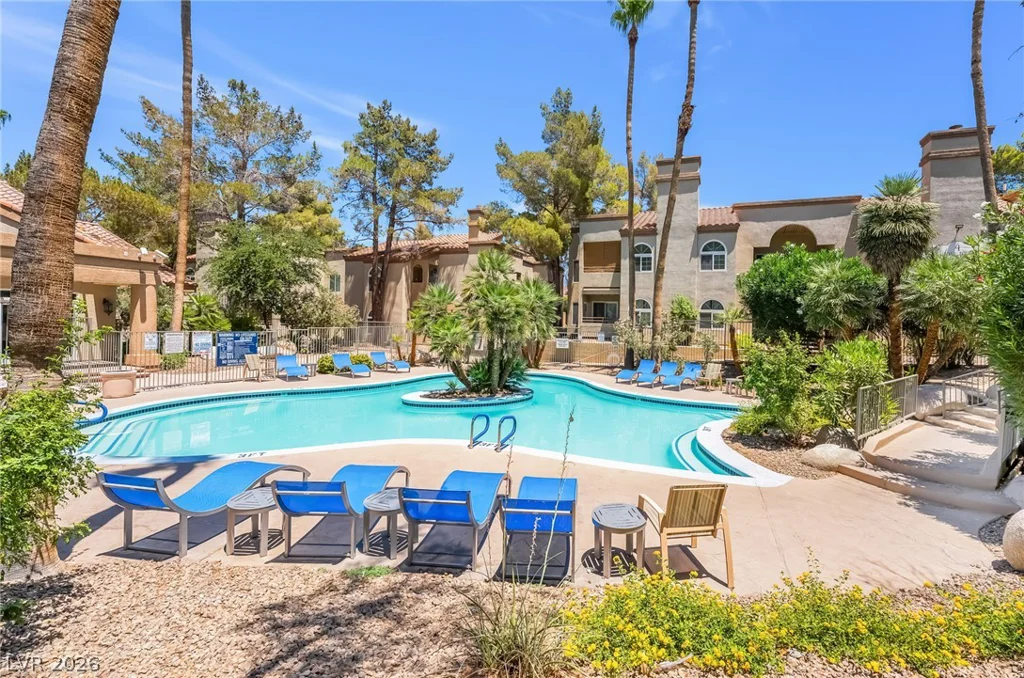 3145 Flamingo, Las Vegas, NV 89121