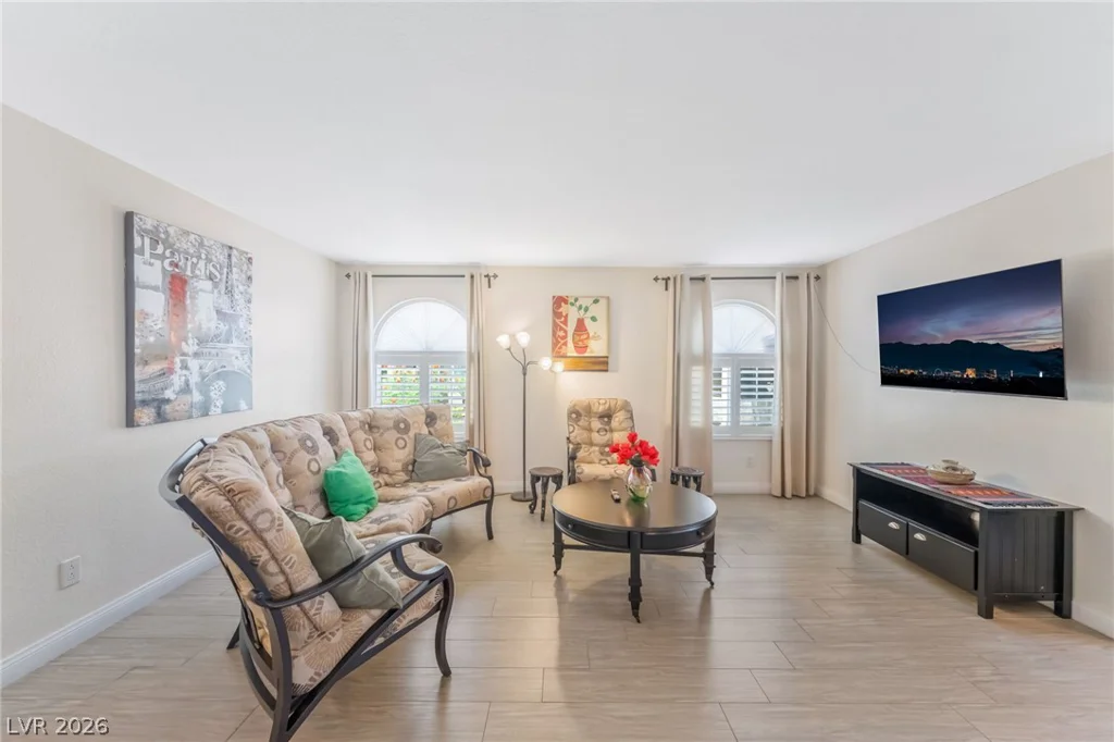 3145 Flamingo, Las Vegas, NV 89121