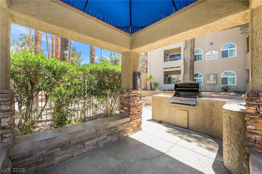 3145 Flamingo, Las Vegas, NV 89121