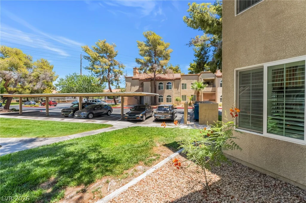 3145 Flamingo, Las Vegas, NV 89121