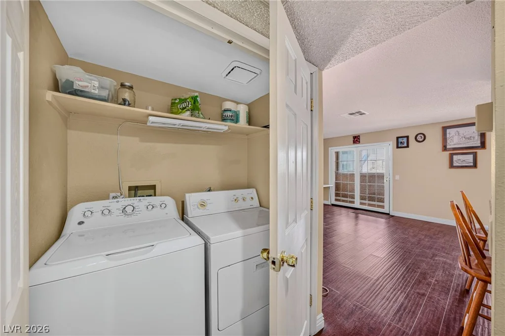 101 Luna, Las Vegas, NV 89145