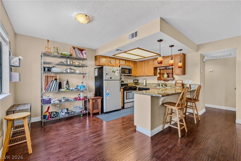 101 Luna, Las Vegas, NV 89145