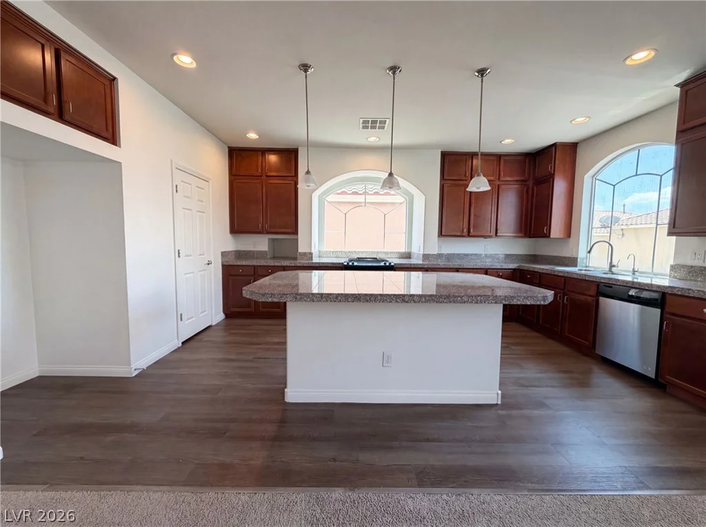 5429 Ledgewood Creek, Las Vegas, NV 89141