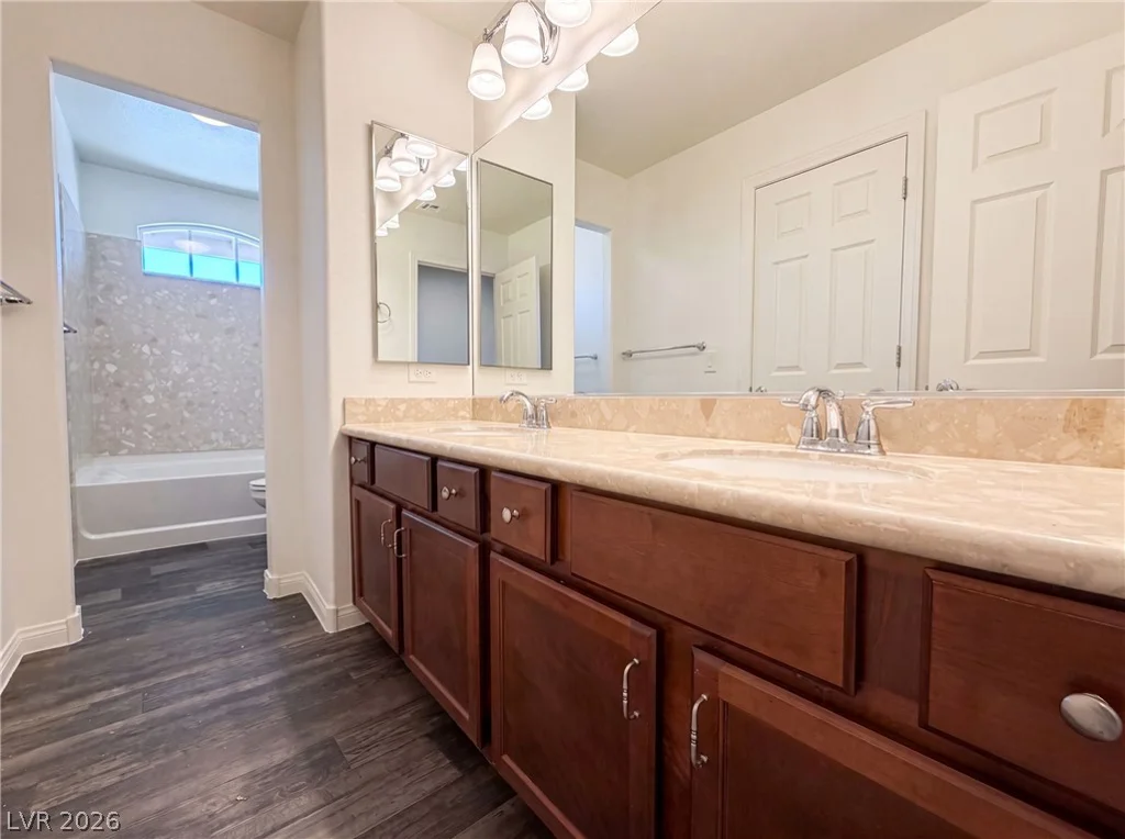 5429 Ledgewood Creek, Las Vegas, NV 89141