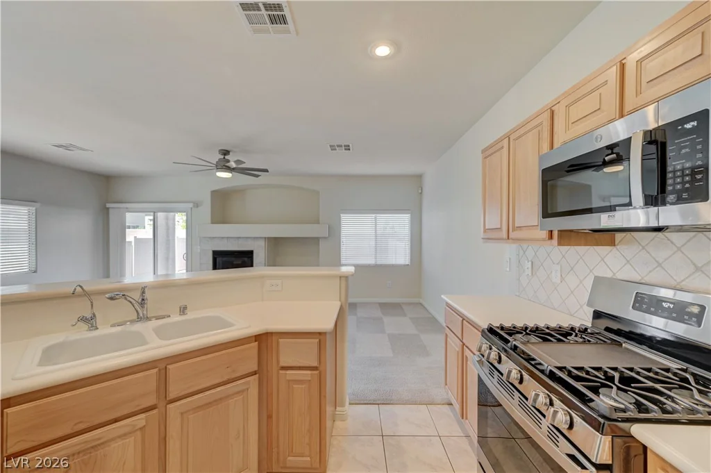 7040 Caribou Ridge, Las Vegas, NV 89149