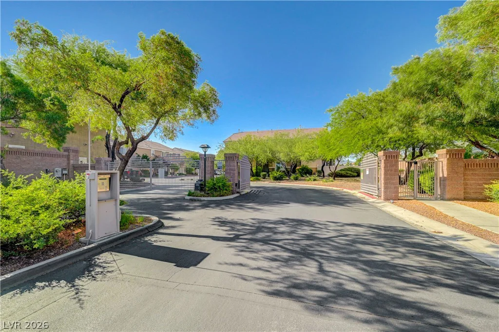 7040 Caribou Ridge, Las Vegas, NV 89149