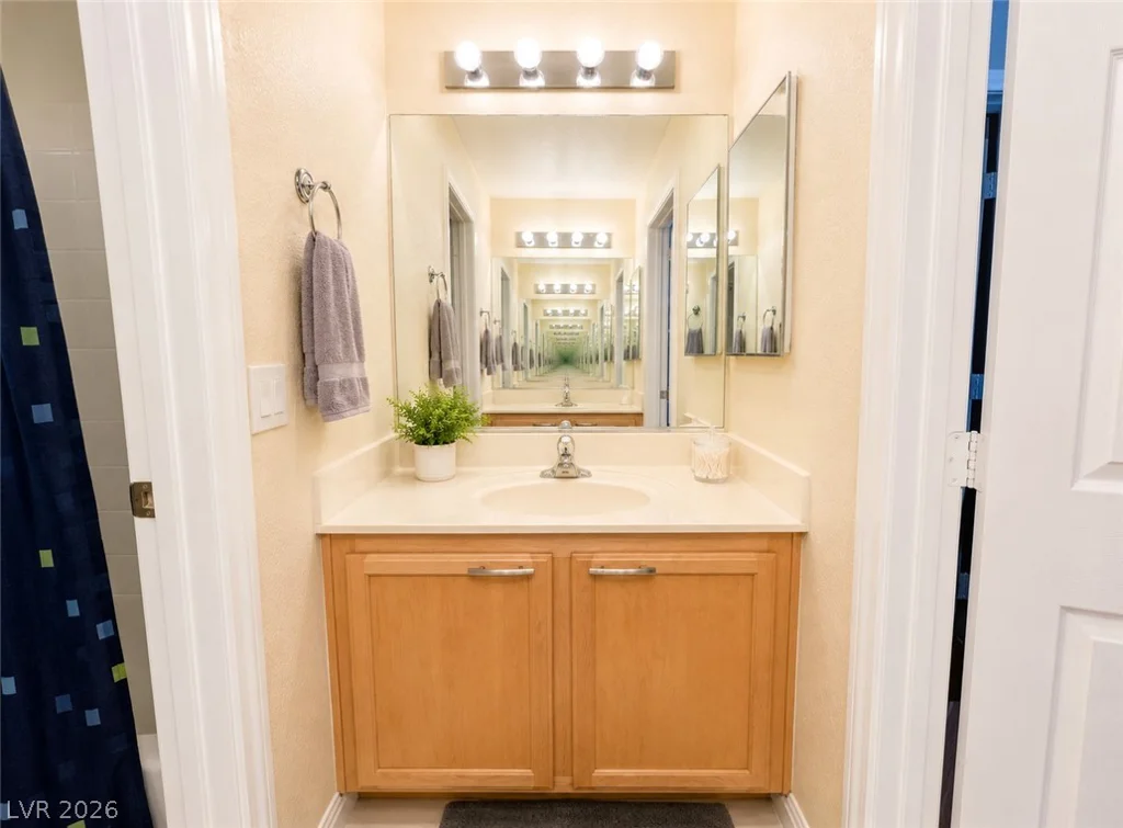 828 Wintera, Henderson, NV 89015