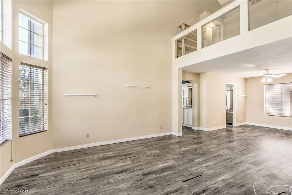 6256 Chinook, Las Vegas, NV 89108