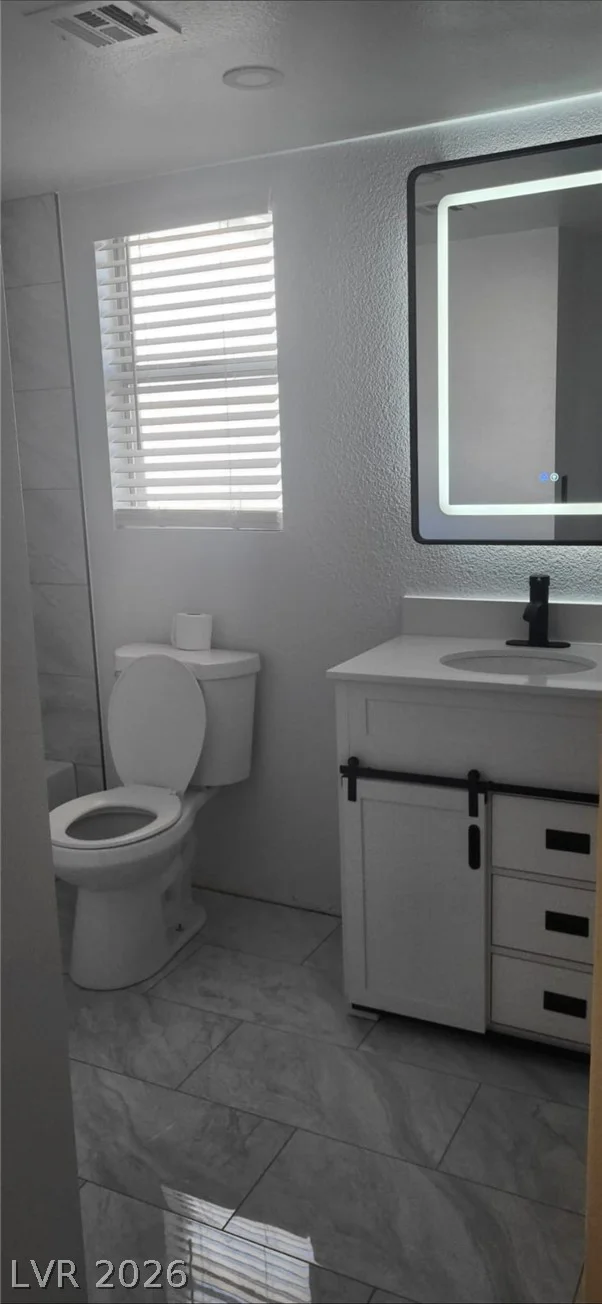 6256 Chinook, Las Vegas, NV 89108