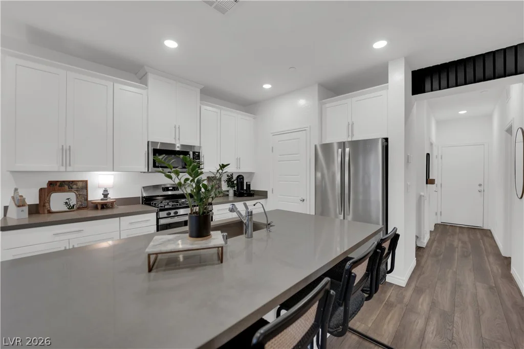 600 Carriage Hill, Las Vegas, NV 89138
