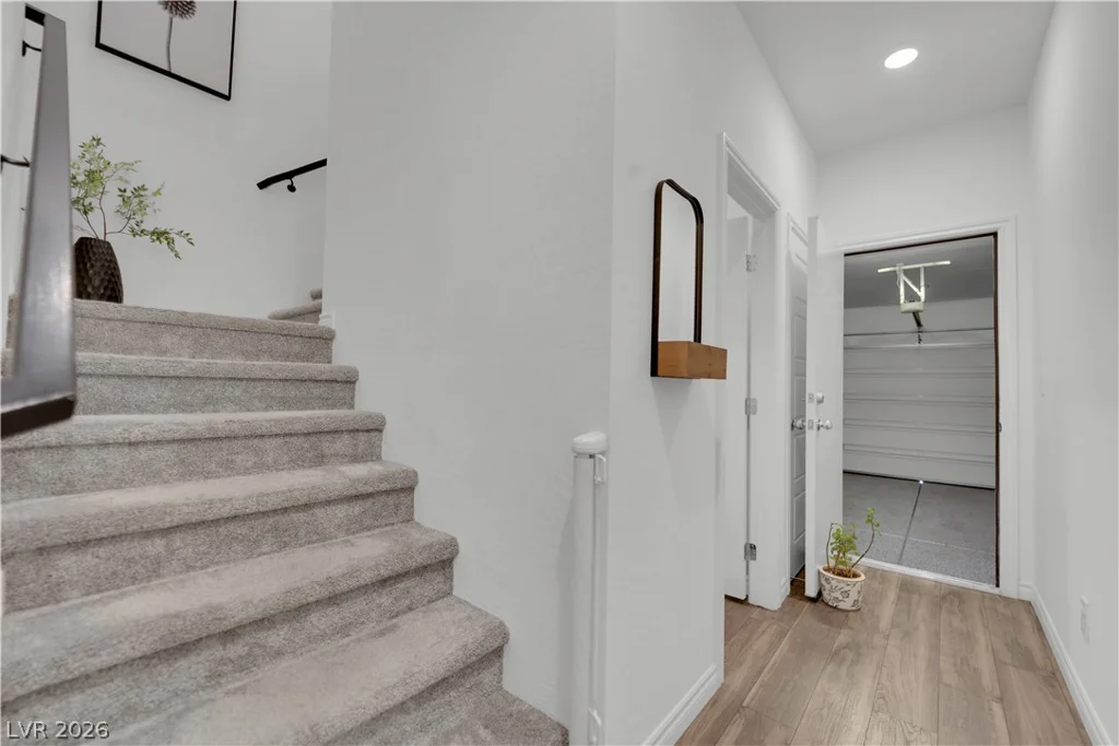 600 Carriage Hill, Las Vegas, NV 89138
