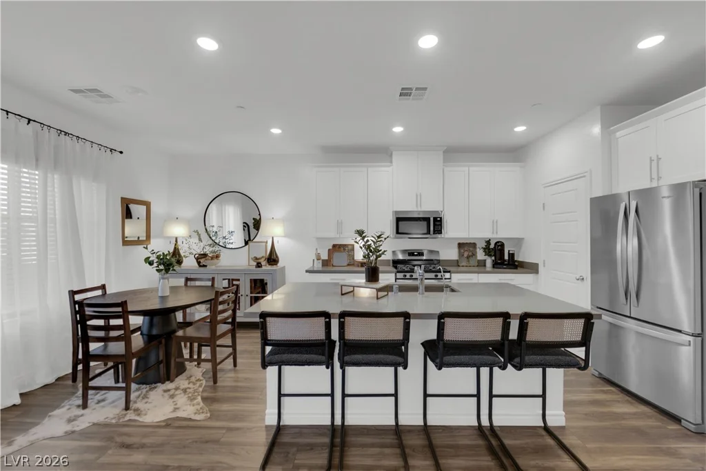 600 Carriage Hill, Las Vegas, NV 89138