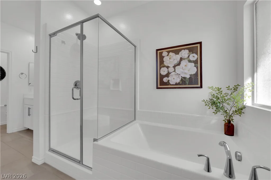 600 Carriage Hill, Las Vegas, NV 89138