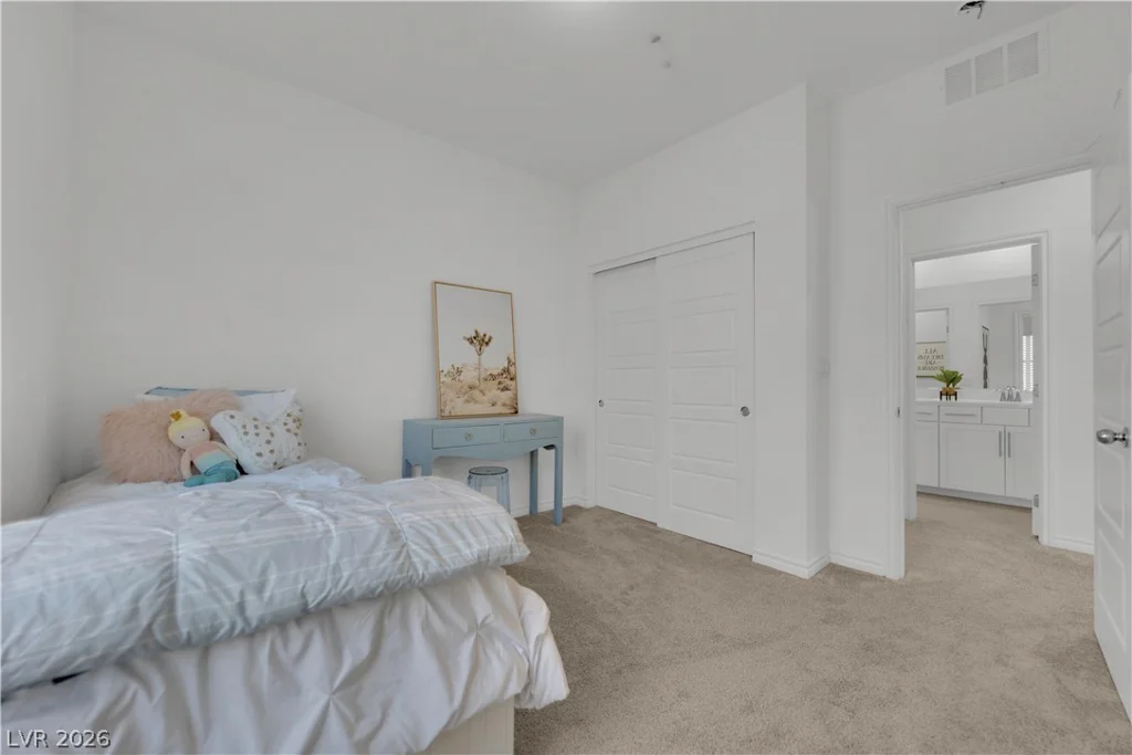 600 Carriage Hill, Las Vegas, NV 89138