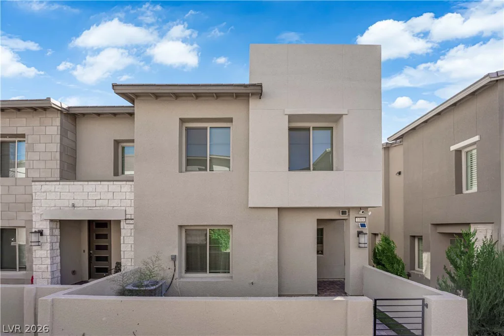 600 Carriage Hill, Las Vegas, NV 89138