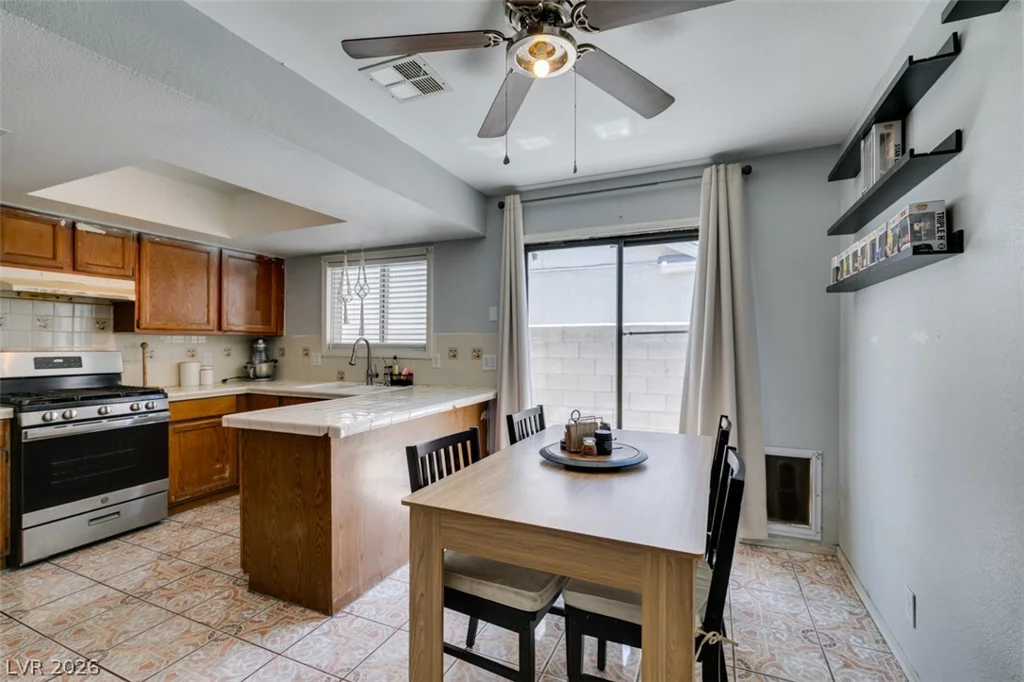 418 Linn, Las Vegas, NV 89110