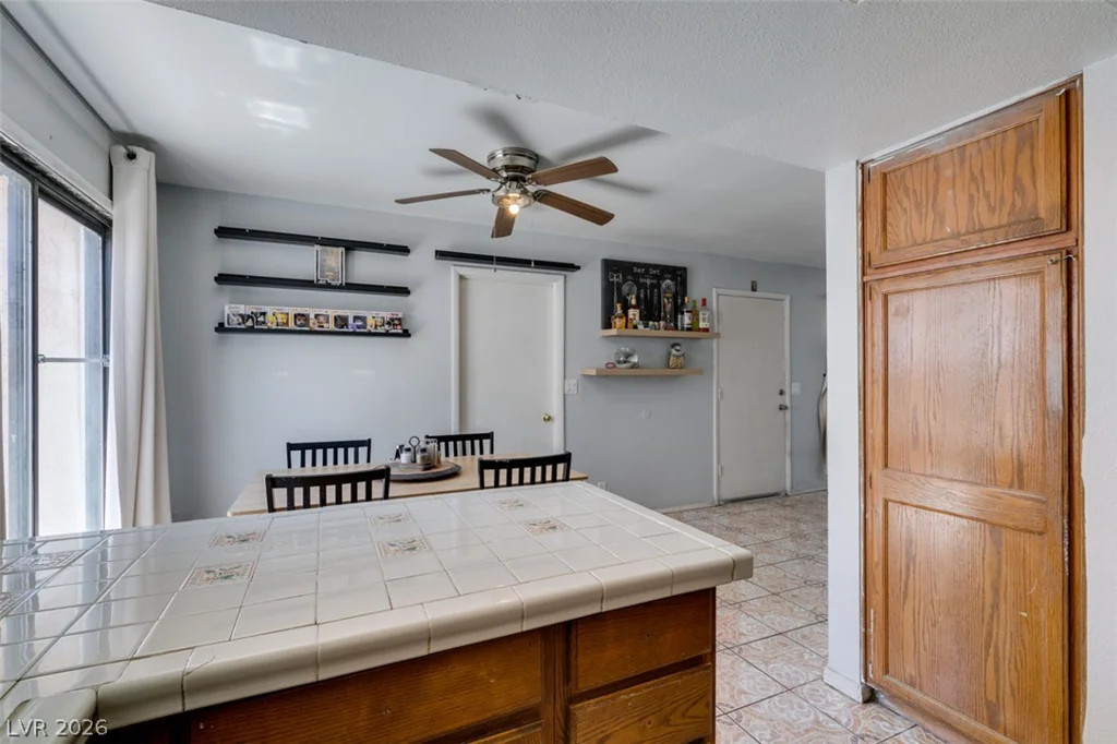 418 Linn, Las Vegas, NV 89110